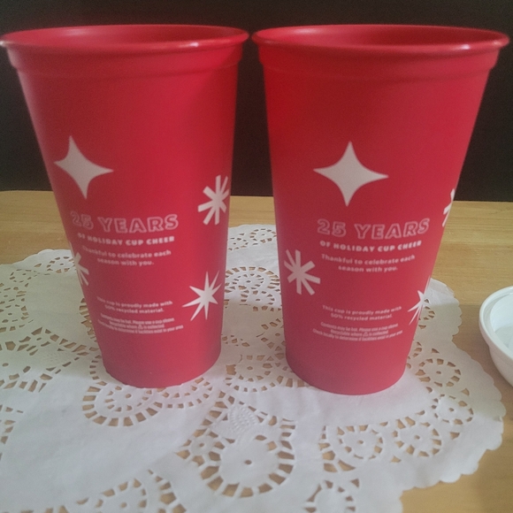 Pair of Starbucks 2022 Holiday Travel Cups - Picture 4 of 5